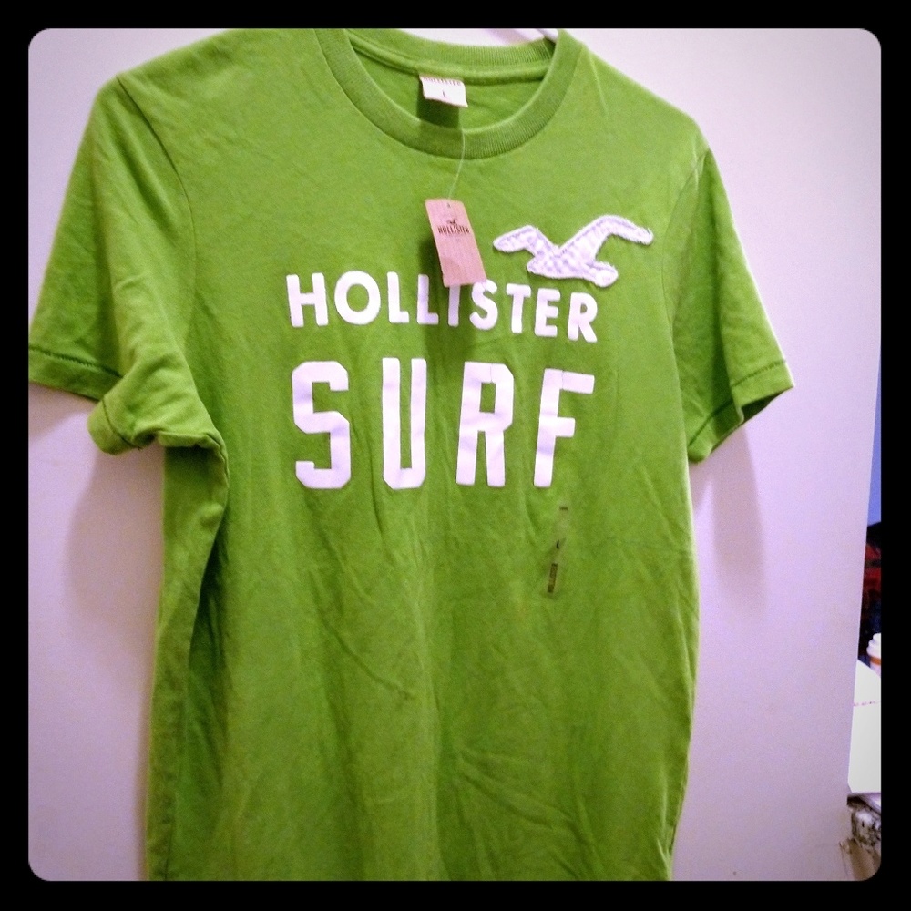 BNWT Hollister T-SHIRT